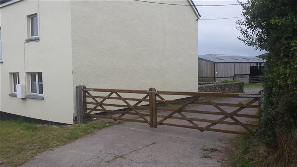 Homer Farm front gates great torrington. Homer Farm front gates great torrington.